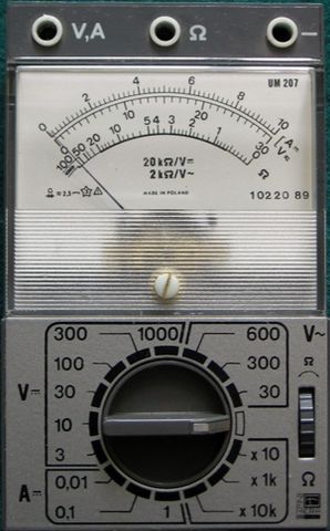 Miernik Uniwersalny UM-207