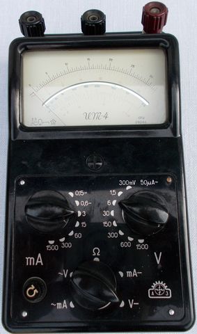 Miernik Uniwersalny UM-4 (stary typ)