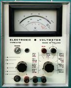 ELECTRONIC VOLTMETER U722