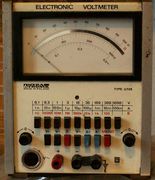 ELECTRONIC VOLTMETER U726