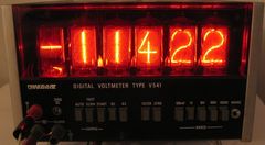 DIGITAL VOLTMETER V541